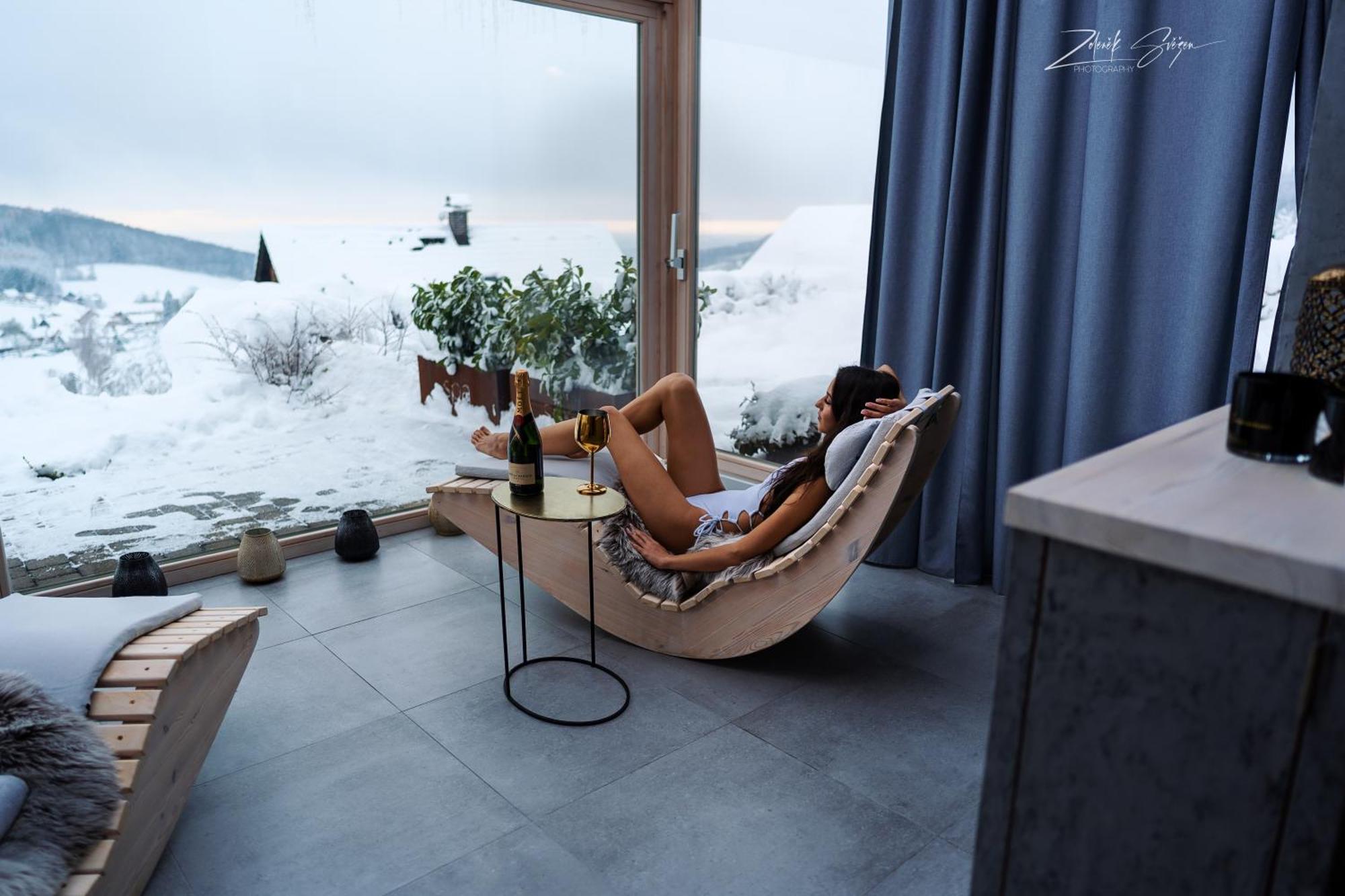 Wellness Apartmany Cesky Raj & Biokolna Lomnice nad Popelkou 외부 사진